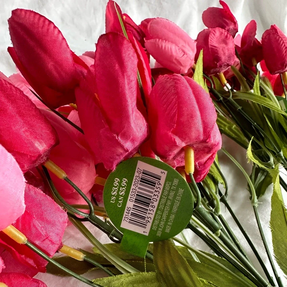 NWT Artificial Pink Tulip Bouquet set - Lifelike Floral Arrangement